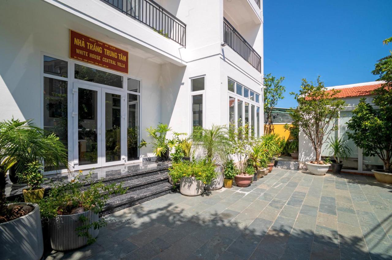 White House Central Villa Hoi An Exterior photo